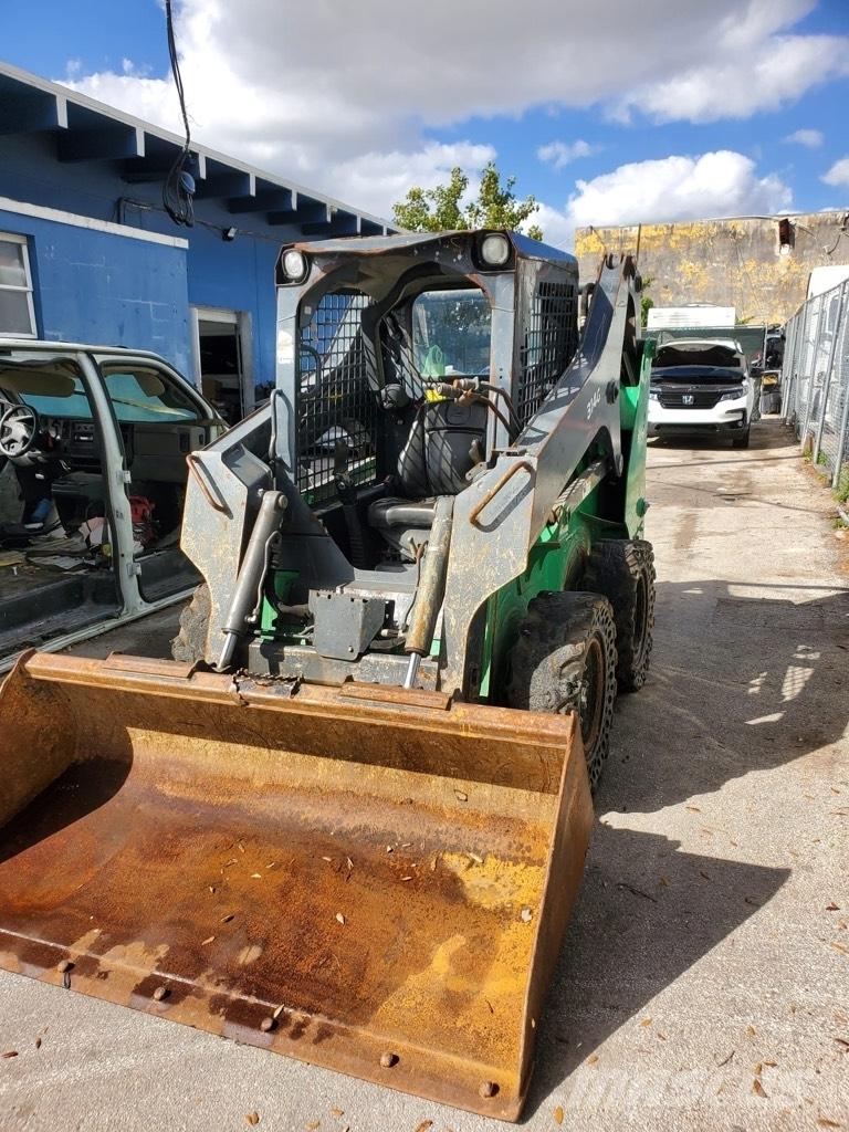 John Deere 314G Mini incarcator