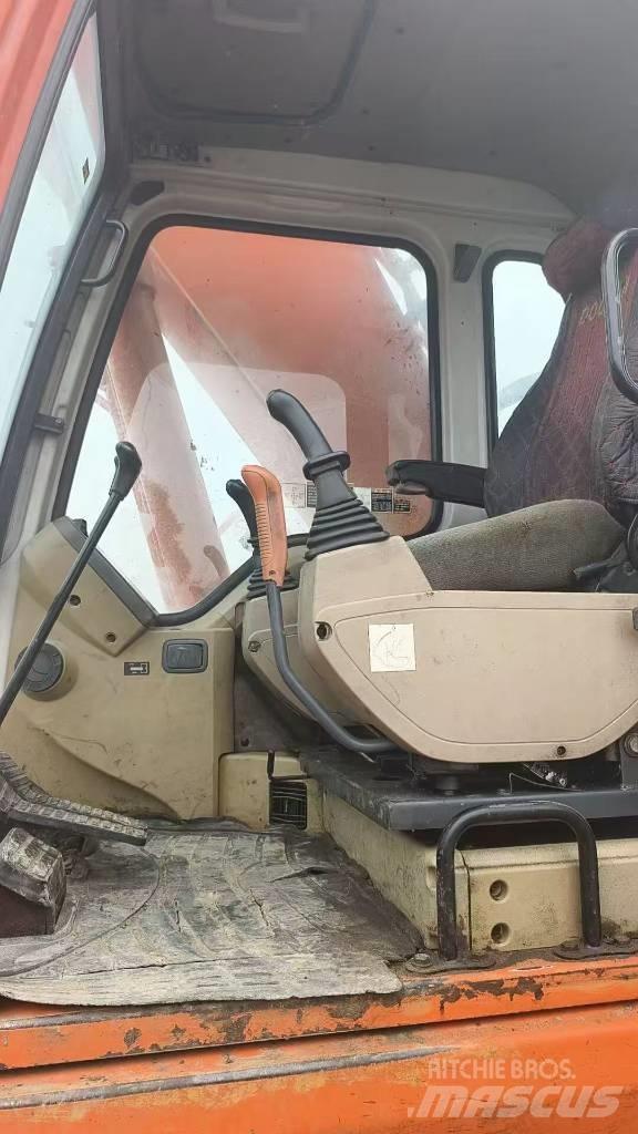 Doosan DH 225 LC-7 Excavatoare pe șenile
