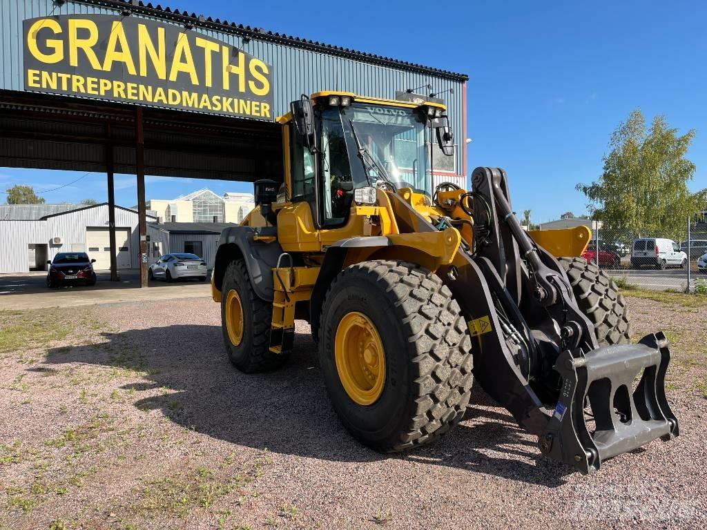 Volvo L 120 H / L120H Incarcator pe pneuri