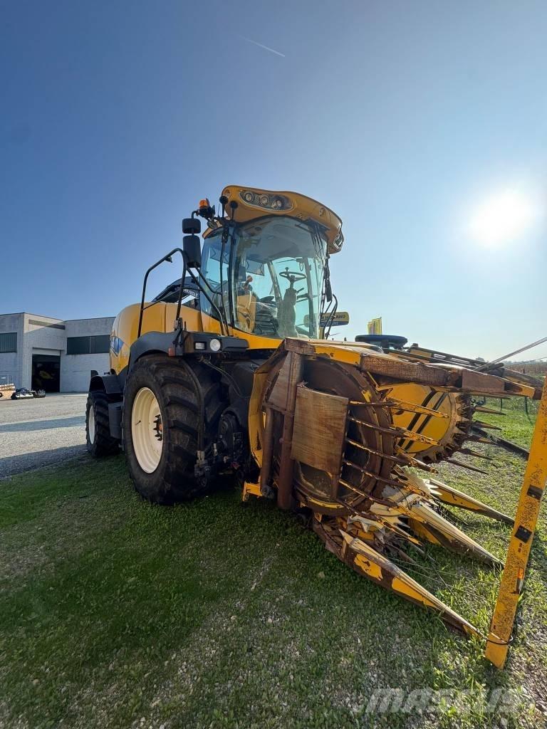 New Holland FR 600 Forajere cu autopropulsare