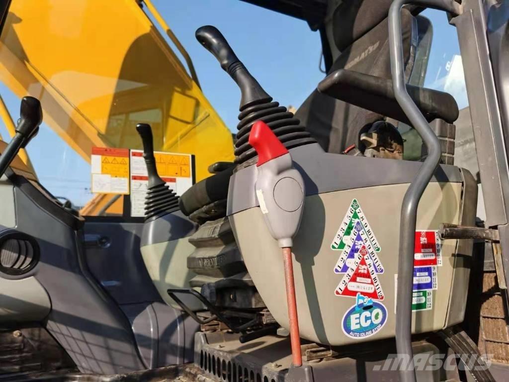Komatsu PC 200-8 Excavatoare pe șenile
