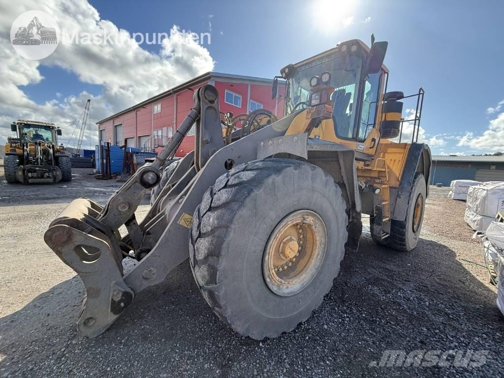 Volvo L 180 F Incarcator pe pneuri