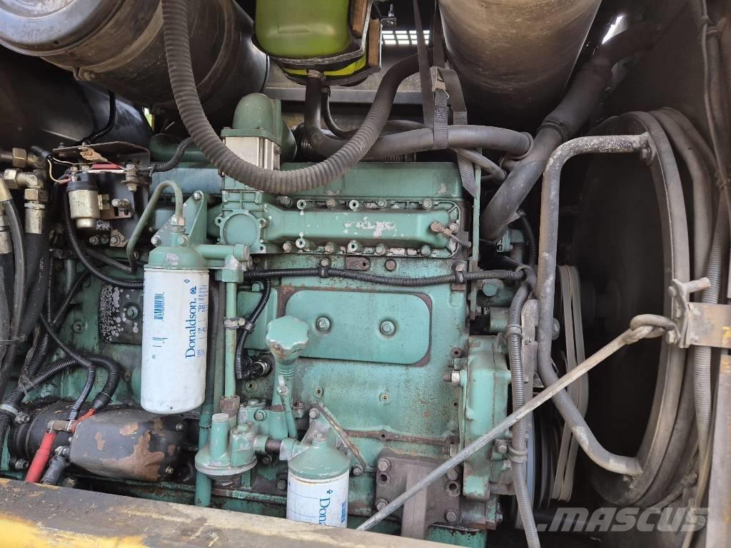 Volvo L 120 B Incarcator pe pneuri
