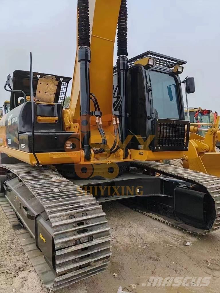 CAT 330D Excavatoare pe șenile
