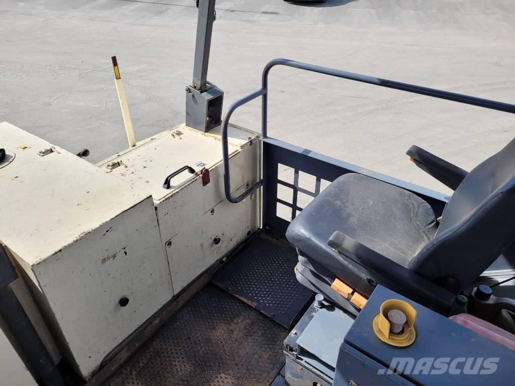 ABG Titan 326 Pavatoare asfalt