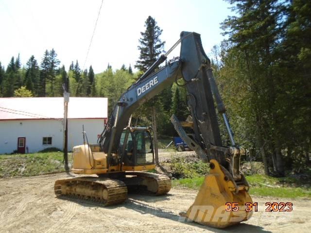 John Deere 225 DLC Excavatoare pe șenile
