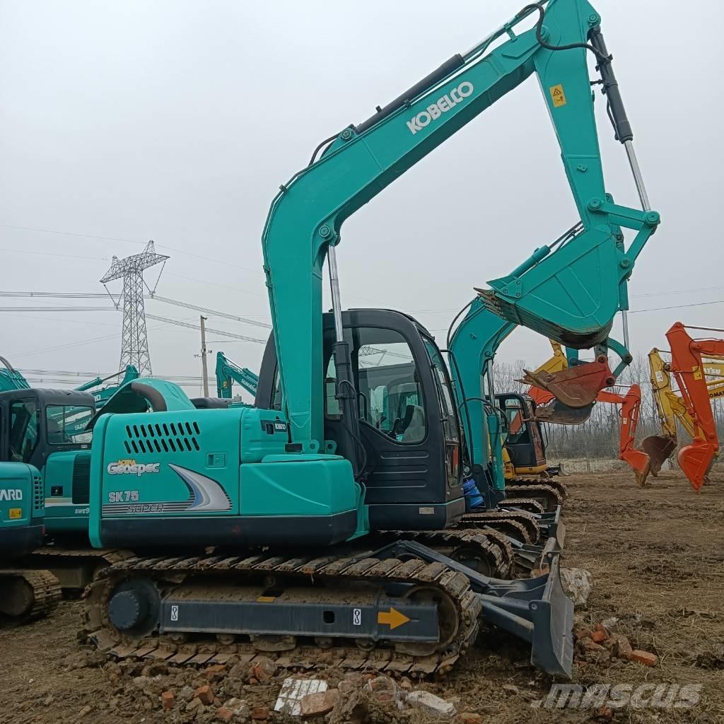 Kobelco SK75-8 Excavatoare 7t - 12t