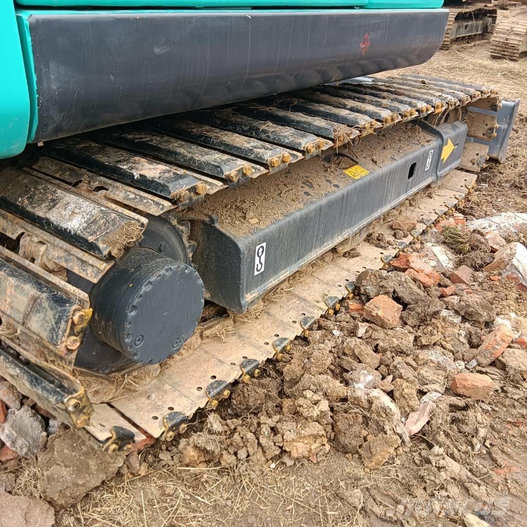Kobelco SK75-8 Excavatoare 7t - 12t