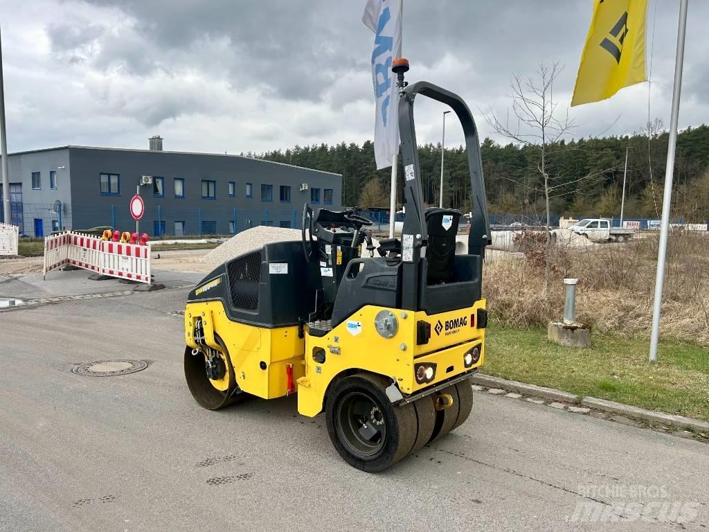 Bomag BW 100 AC-5 Cilindri compactori dubli
