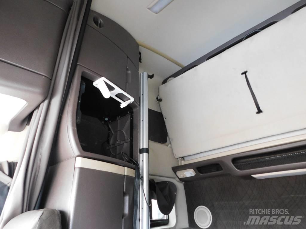 Volvo VNL Autotractoare