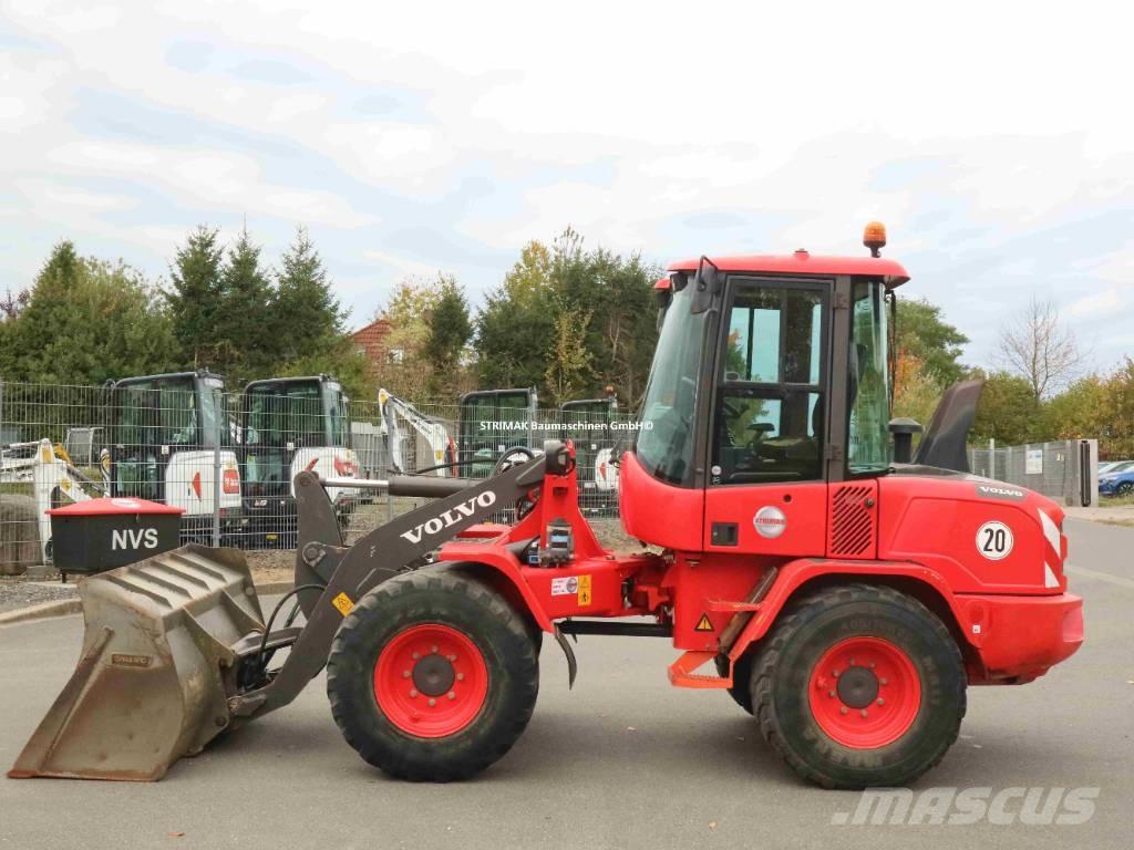 Volvo L 35 G Incarcator pe pneuri