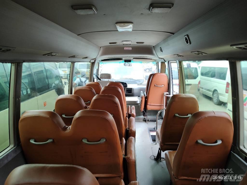 Toyota Coaster Autobuze intercity