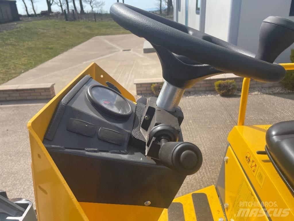 NC HT 1810 Minitractor de teren