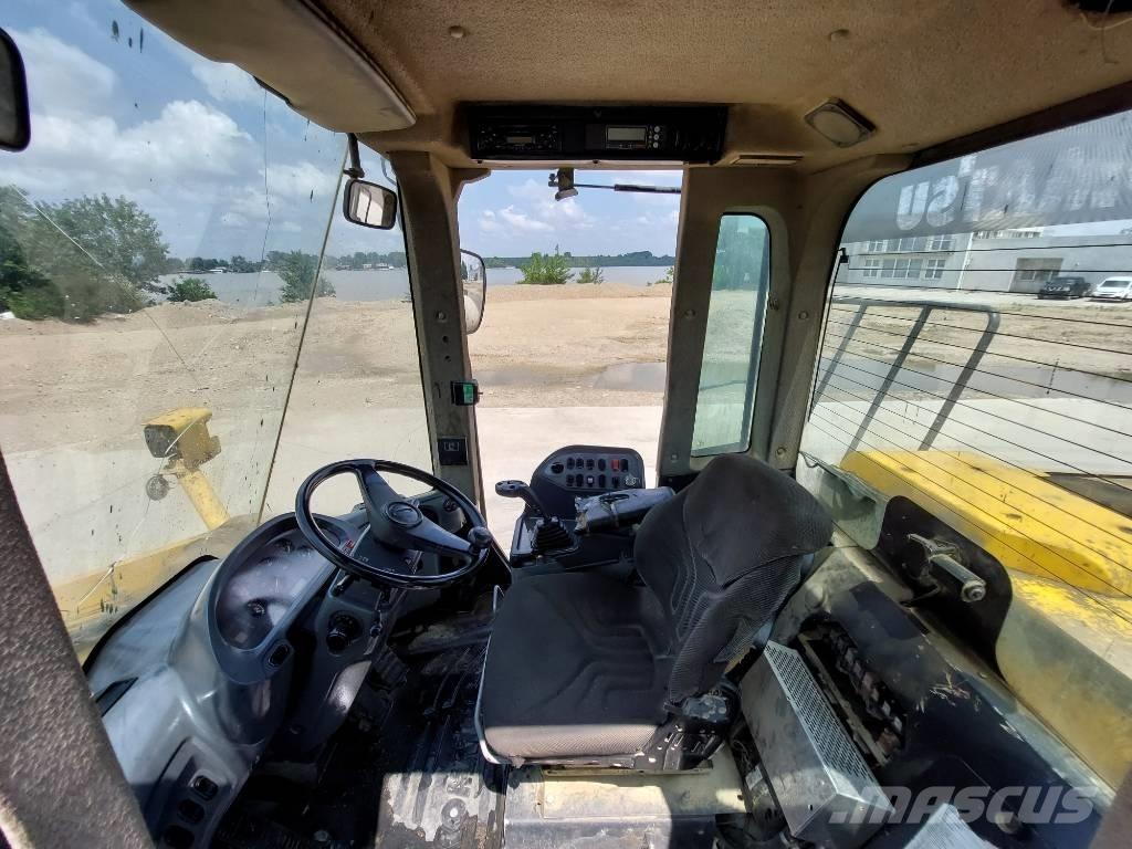 Komatsu WA 430-6E0 Incarcator pe pneuri