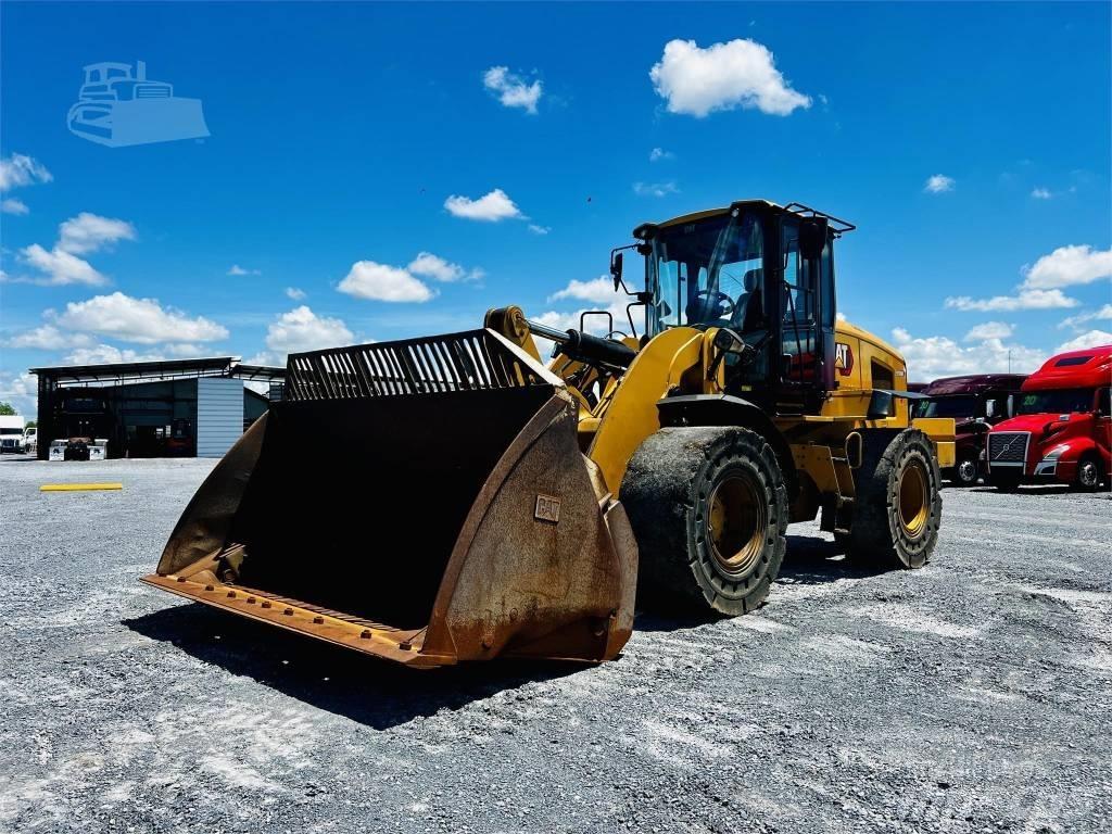 CAT 938 M Incarcator pe pneuri