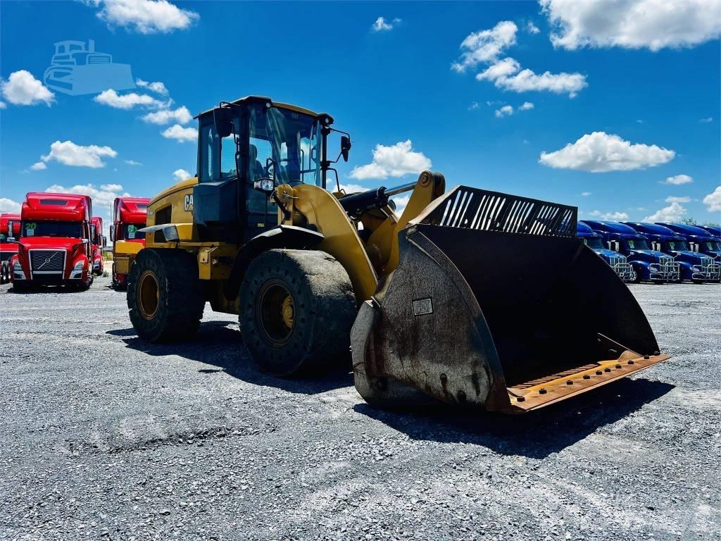 CAT 938 M Incarcator pe pneuri
