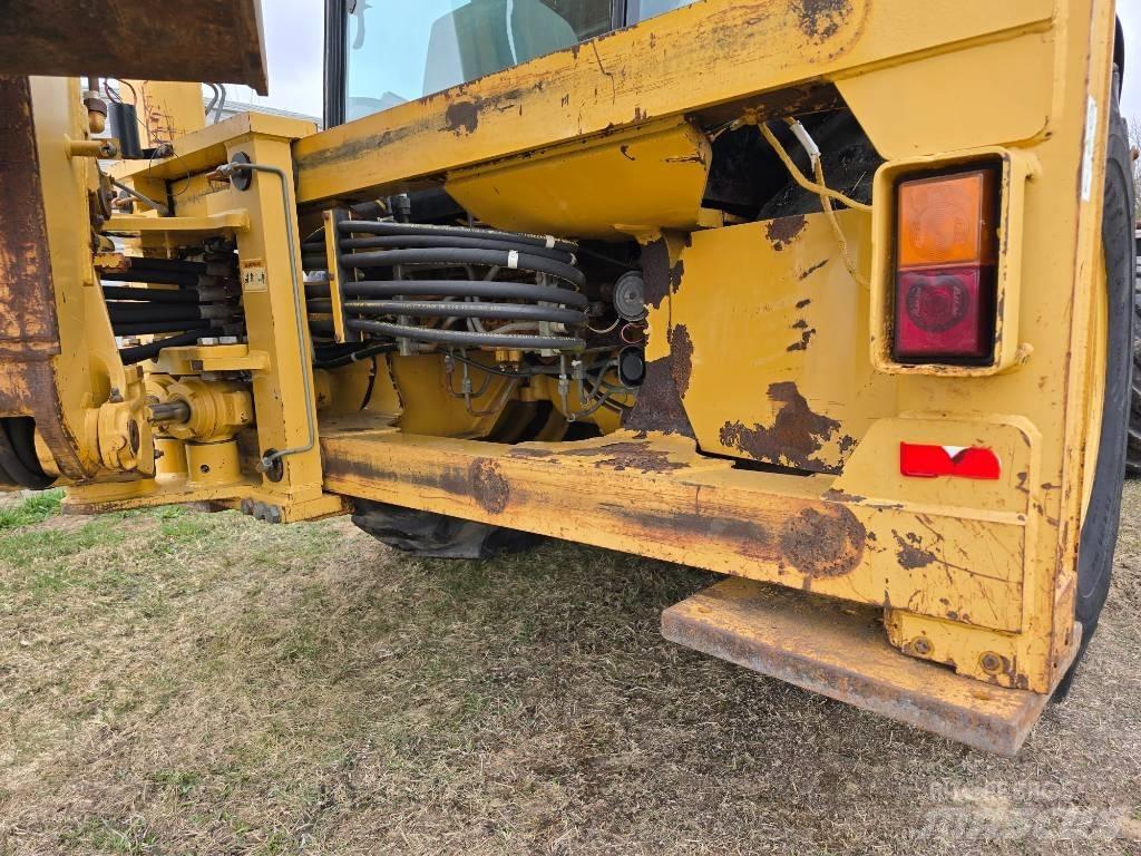CAT 428 D Buldoexcavatoare