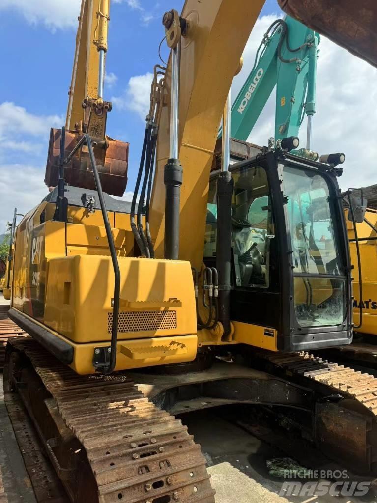 CAT 320 E Excavatoare 7t - 12t