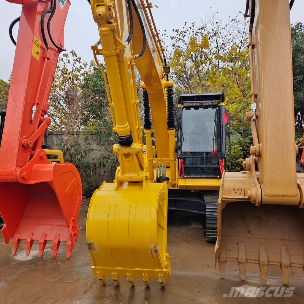 Komatsu PC 130 Excavatoare pe șenile

