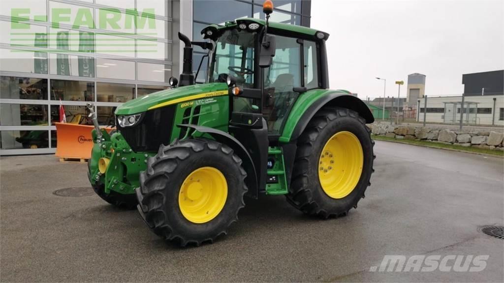 John Deere 6120m Tractoare