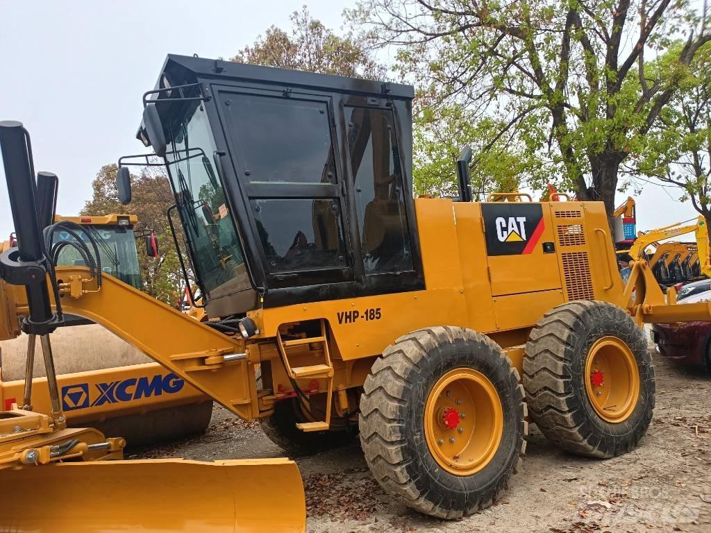 CAT 140 Excavatoare pe șenile
