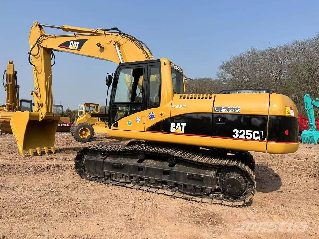 CAT 325 CL Excavatoare pe șenile
