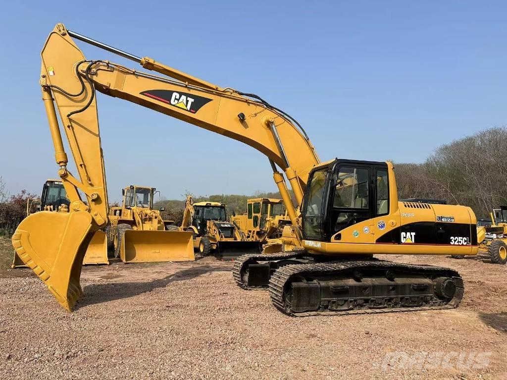 CAT 325 CL Excavatoare pe șenile
