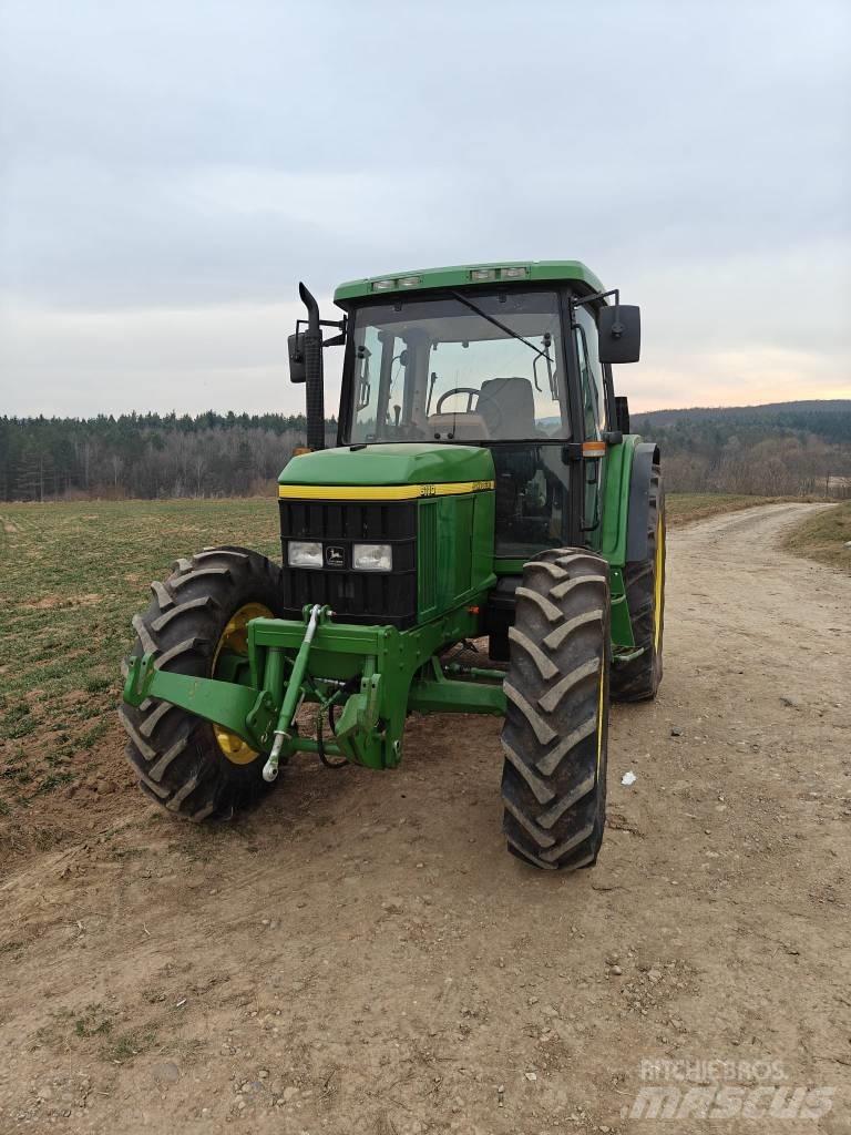 John Deere 6100 Tractoare