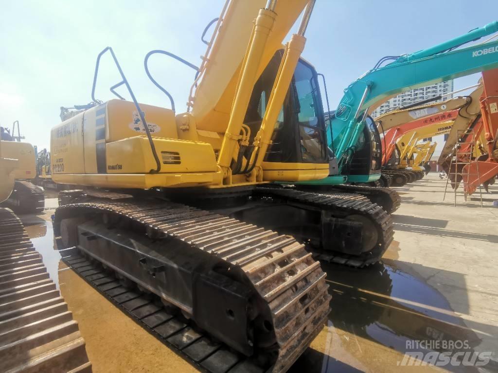 Komatsu PC 200-6 Excavatoare pe șenile
