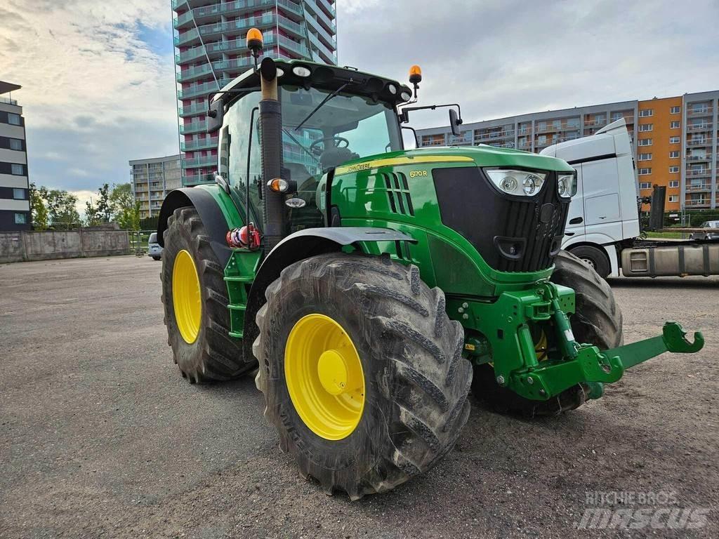 John Deere 6170R Tractoare