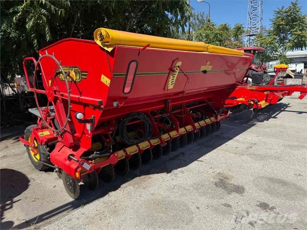 Väderstad RD400S Perforatoare