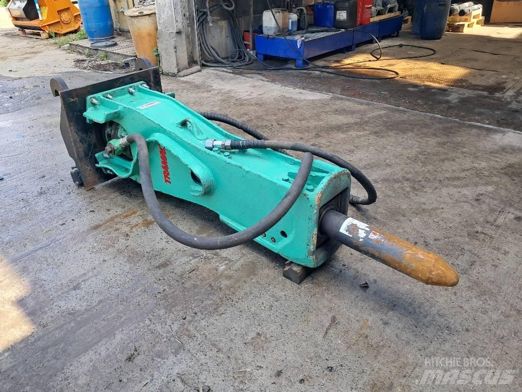 Montabert M900 Ciocane / Concasoare