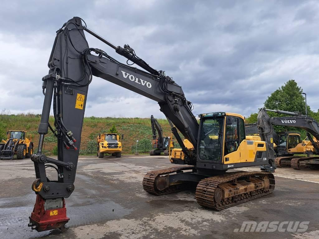Volvo EC 220 DL Excavatoare pe șenile
