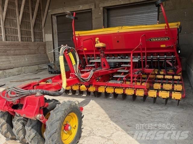 Väderstad Rapid400C Perforatoare