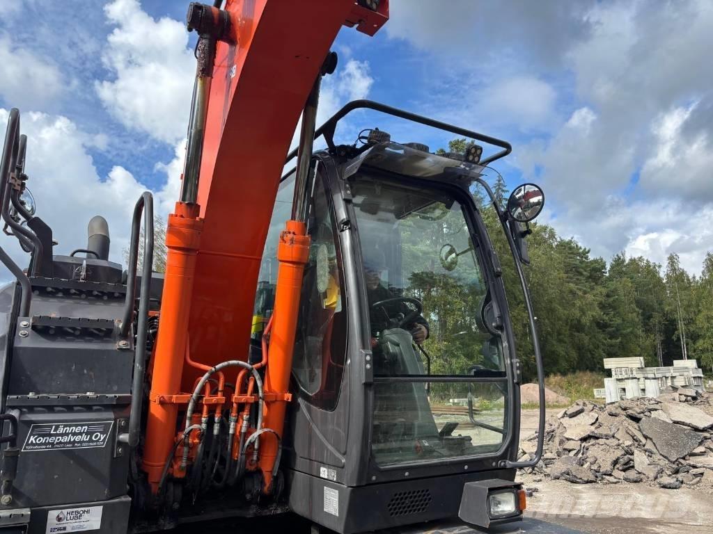 Hitachi ZX 140 W-6 Excavatoare cu roti