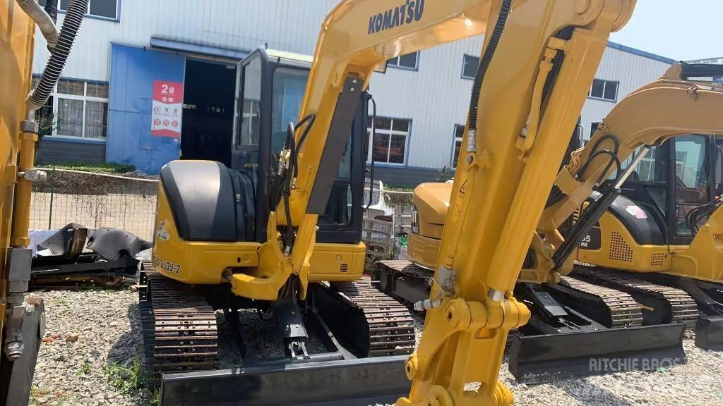 Komatsu PC 40 MR Excavatoare pe șenile
