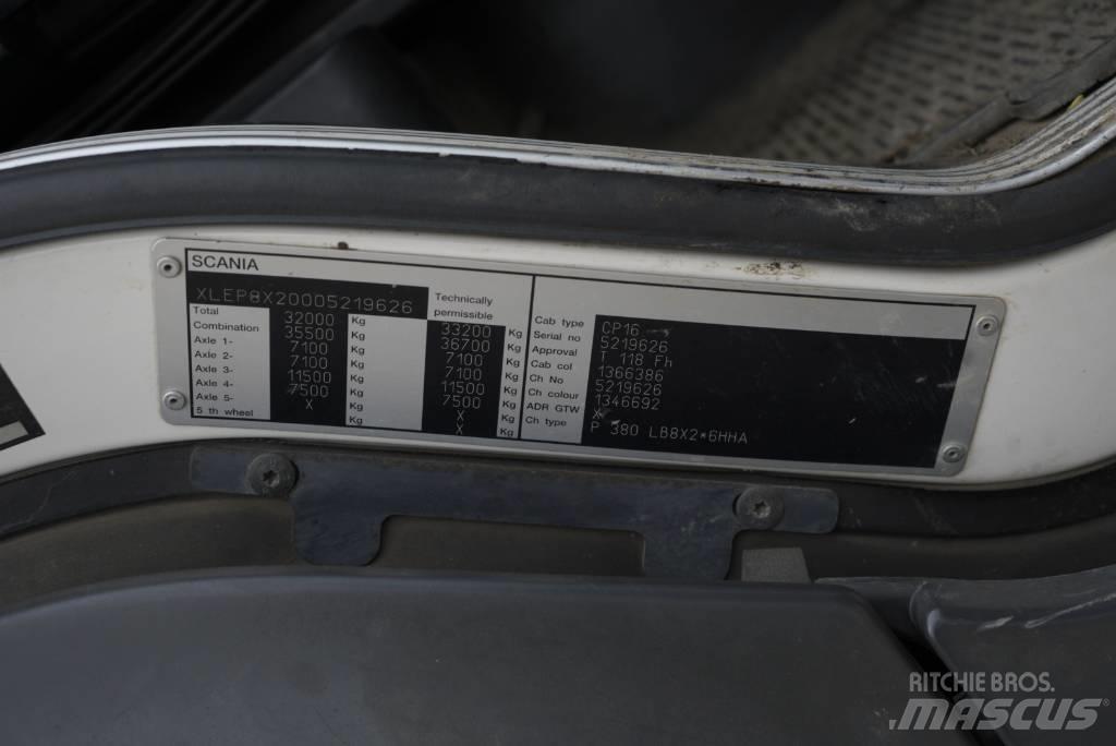 Scania P 380 Transportatoare vehicule
