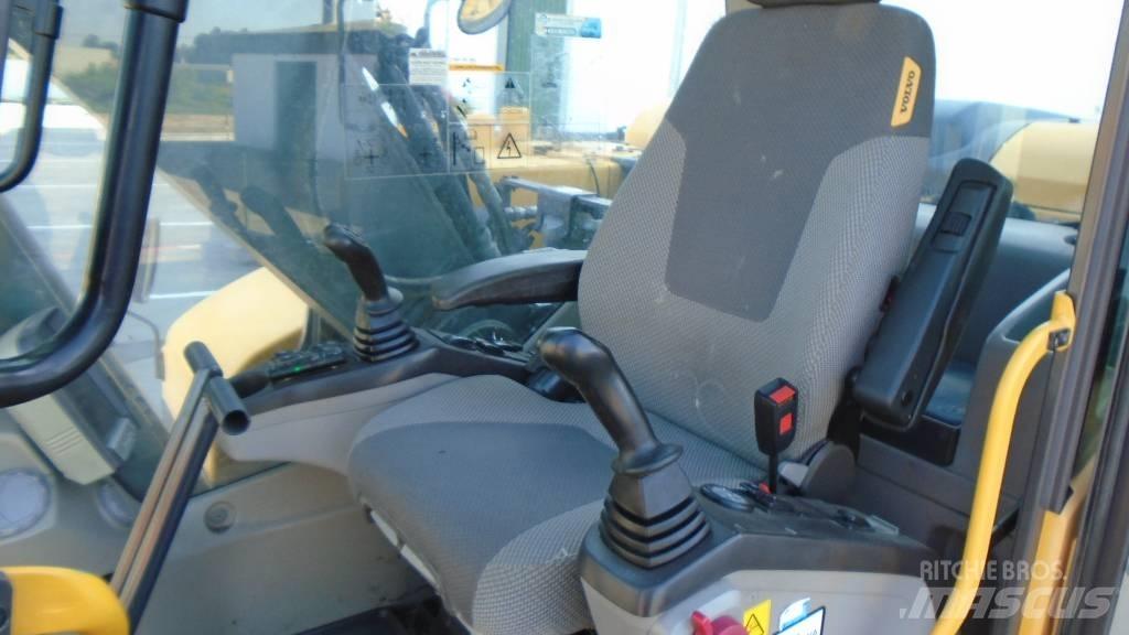 Volvo EC 160 D Excavatoare pe șenile
