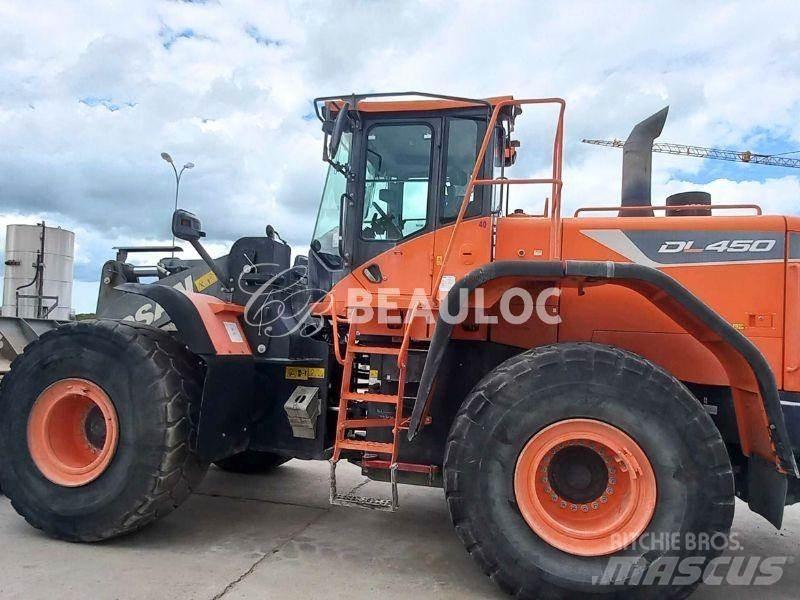 Doosan DL450 Incarcator pe pneuri