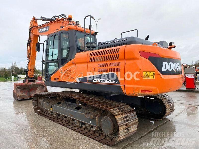Doosan DX 225 LC Excavatoare pe șenile
