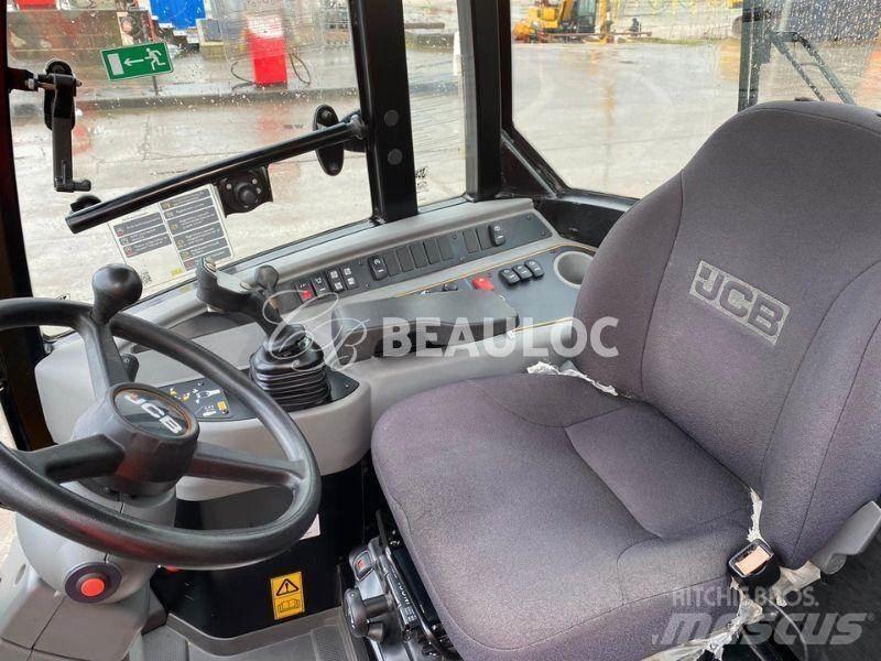 JCB 407 Incarcator pe pneuri