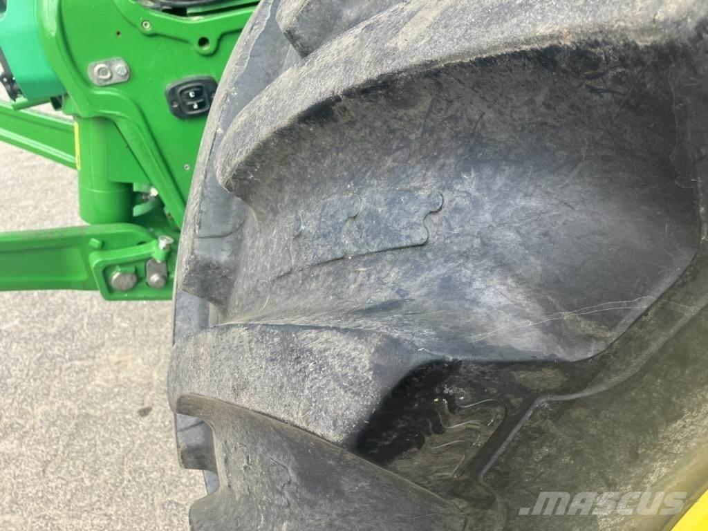John Deere 6250R Tractoare