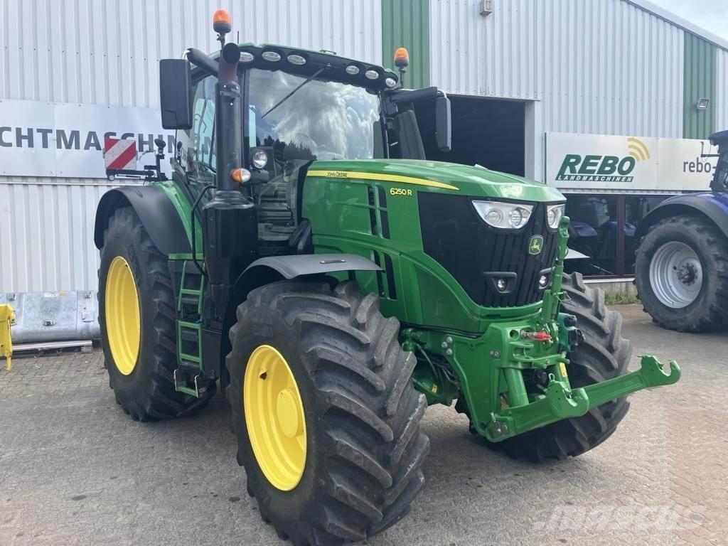 John Deere 6250R Tractoare