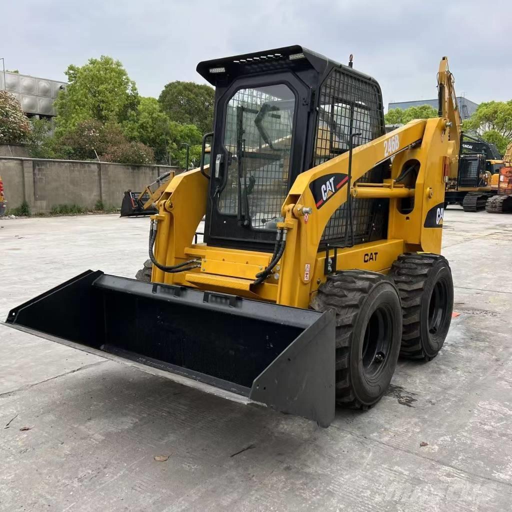 CAT 246 B Mini incarcatoare