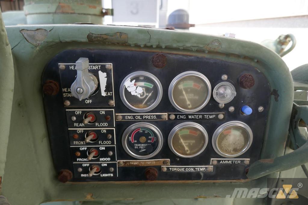 CAT D7F Ex-army Buldozere pe senile