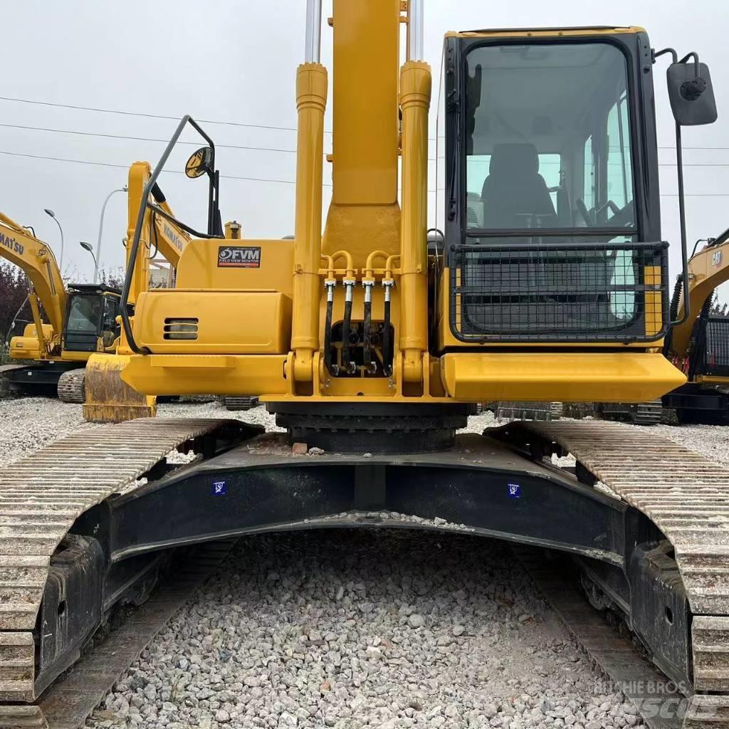 Komatsu PC 240 Excavatoare pe șenile
