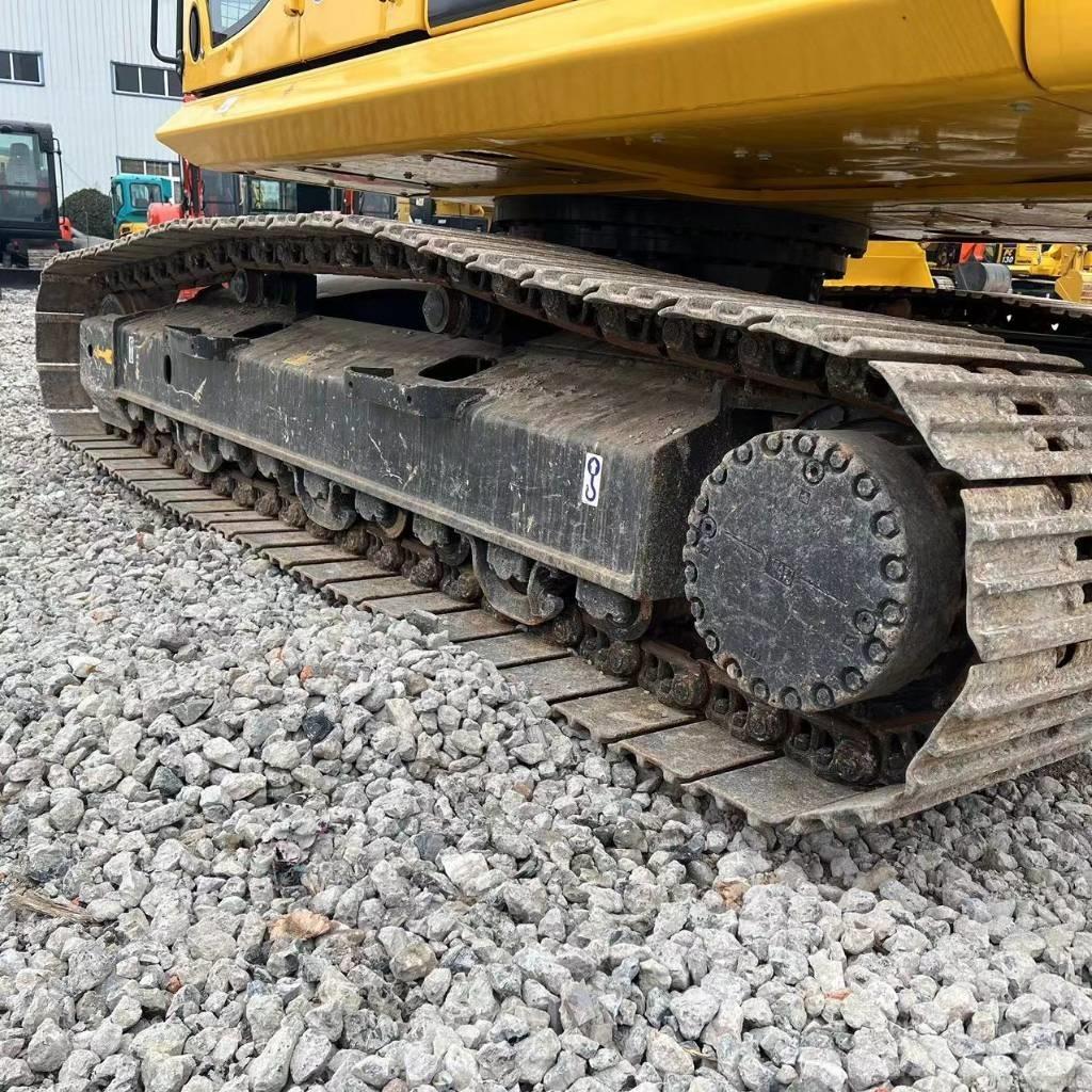 Komatsu PC 240 Excavatoare pe șenile
