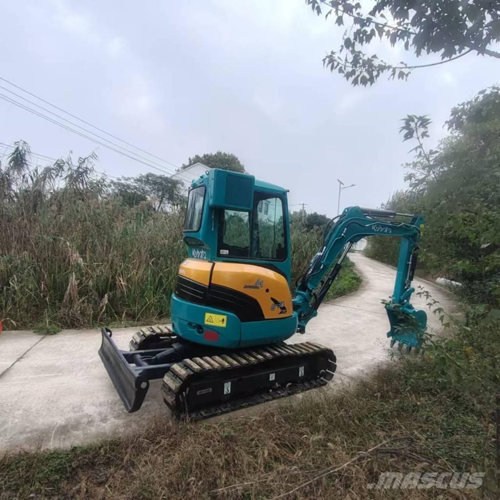 Kubota 30 Mini excavatoare < 7t