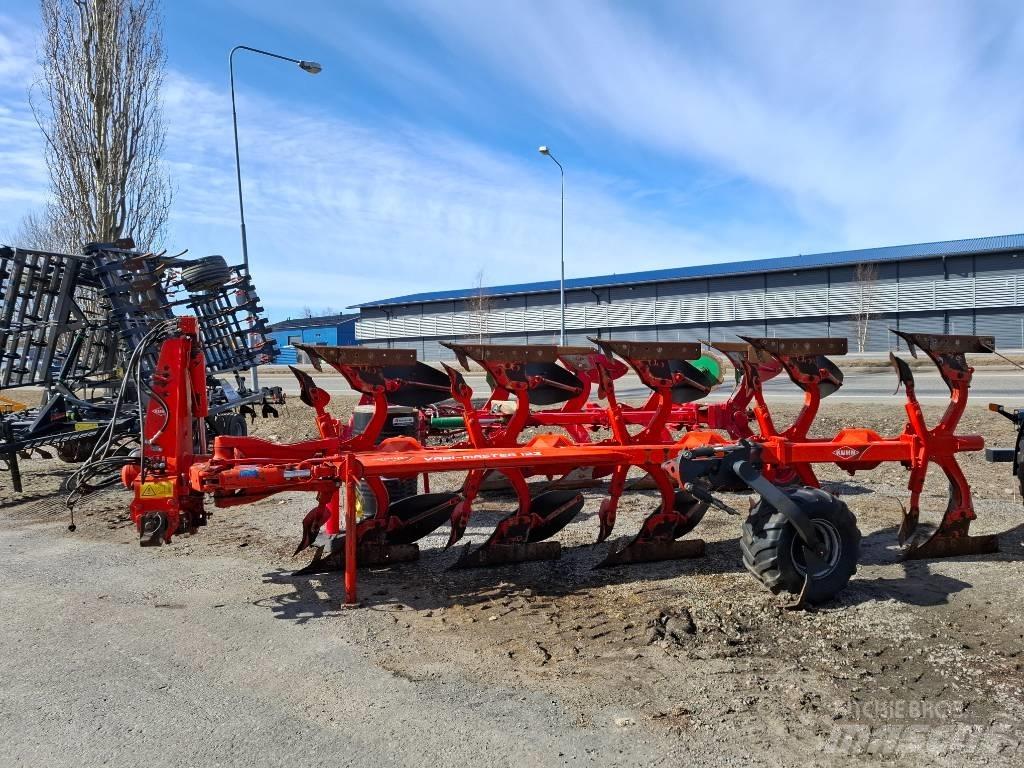 Kuhn Vari-Master 122 Pluguri reversibile