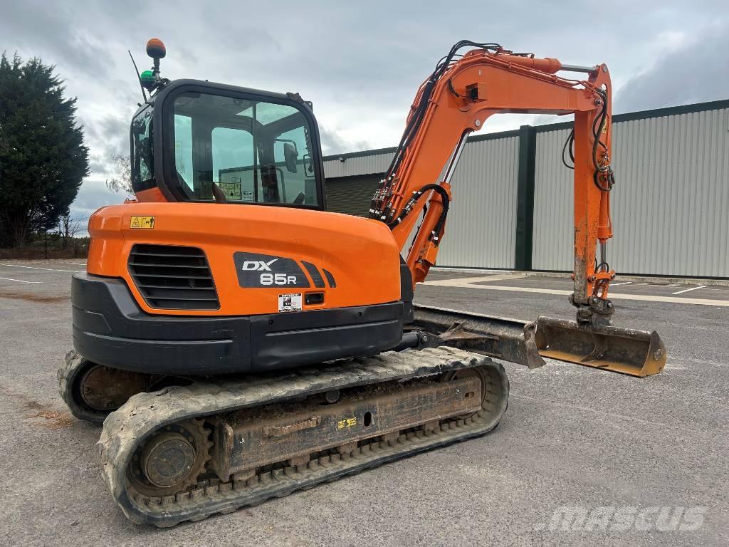 Doosan DX 85 R-3 Excavatoare 7t - 12t